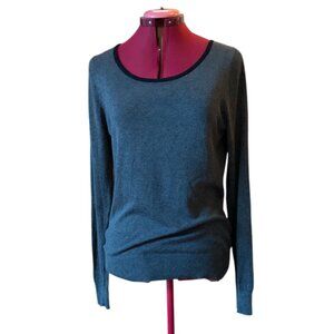 TWIK - Gray with black trim - Sweater with Bows in Back long sleeves - Large